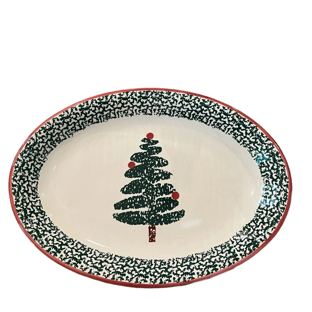 Furio Christmas Tree Sponge Paint Oval Serving Platter Made In Italy. 16” x 11.5